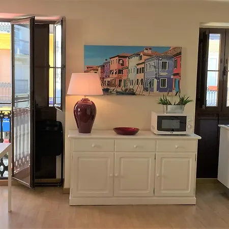 Charming Flats Center